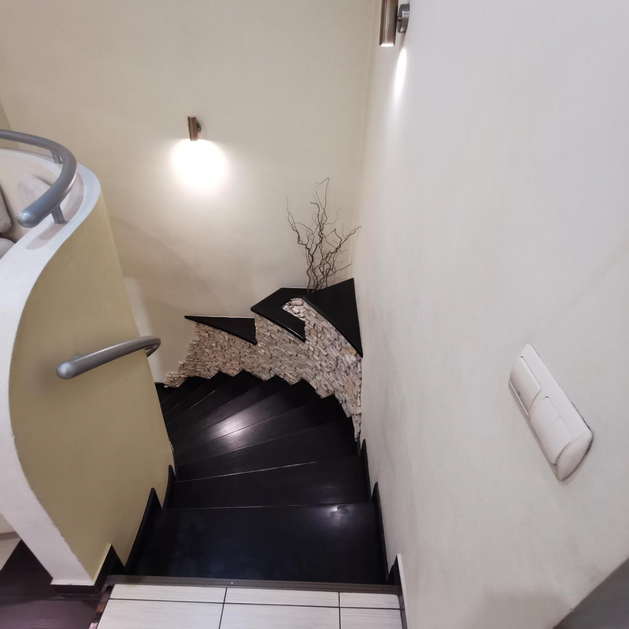 Big Apartment In Rivne Center Ngoại thất bức ảnh